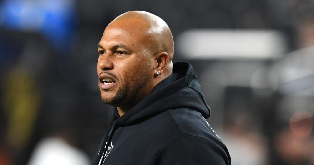 Antonio Pierce’s Potential as Raiders Head Coach: “My Resume Speaks for Itself