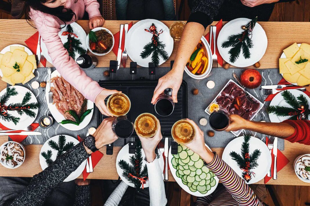 How to Have a Happier Holiday Season: Managing Your Expectations and Finding Calm
