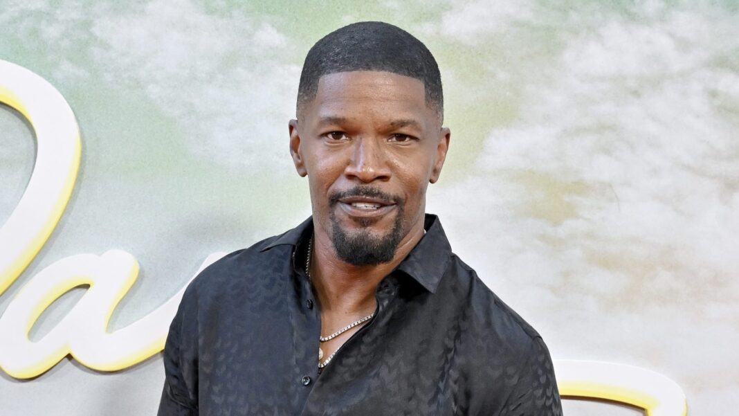 Jamie Foxx Opens Up About Health Struggles in Emotional Public Appearance
