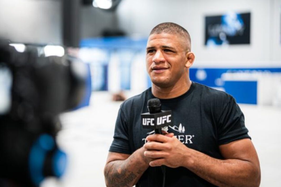 Gilbert Burns predicts Leon Edwards will triumph over Colby Covington at UFC 296