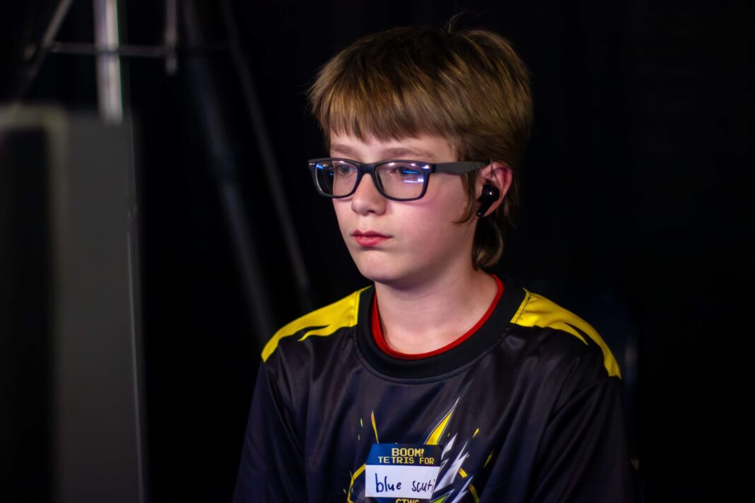 13-Year-Old Achieves Historic Victory as First Human to Beat Tetris