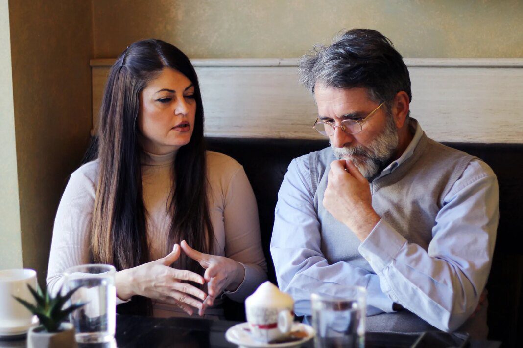 Navigating Difficult Discussions About Your Metastatic Breast Cancer