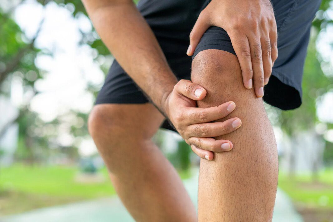 Should You Worry About Pops and Cracks in Your Knees?