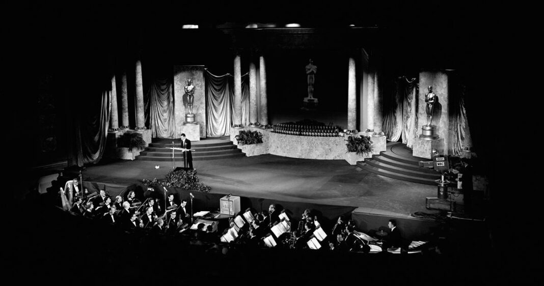 Mastering the Art of Celebrating Victories at Awards Shows