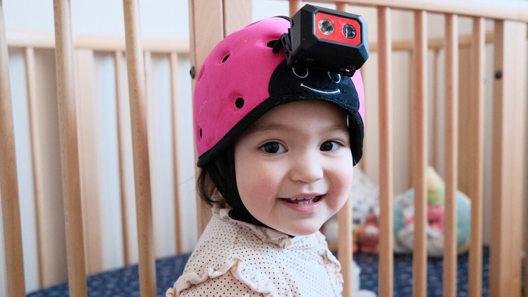 Teaching AI to Learn Words with a Baby and a Headcam