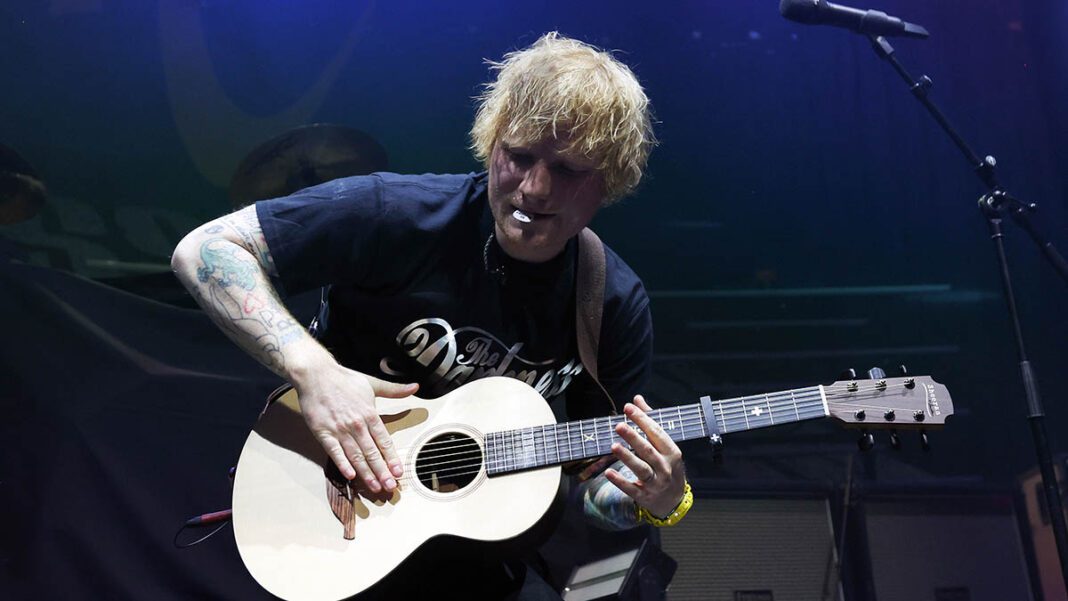 Ed Sheeran’s Epic Guitar Orchestra Technique Fills Stadiums – Learn His Secrets