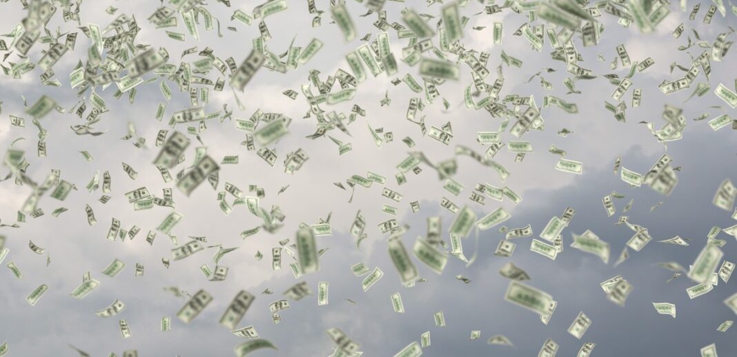 PayPal Ventures’ first AI investment, a credit-based dating app and Robinhood’s good week