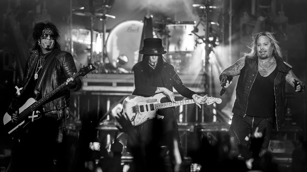 Mick Mars reveals the truth about his relationship with Mötley Crüe