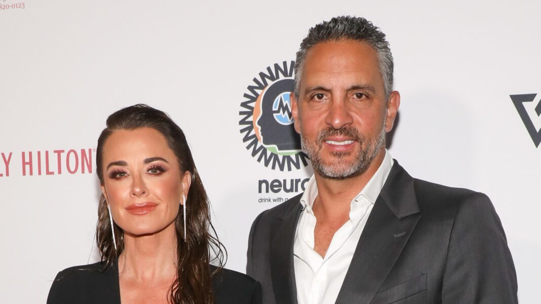 Kyle Richards and Mauricio Umansky: Living Together Despite Being Separated