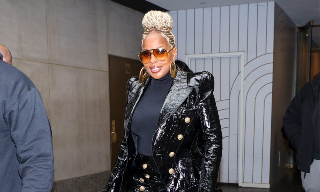 Discover How Mary J. Blige Overcame Her Voice Struggles to Embrace It Fully