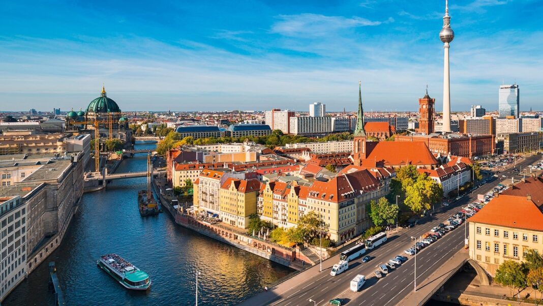 Exploring Berlin’s Creative Scene: A Complete Guide