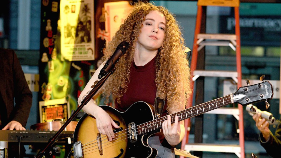 from-jeff-becks-protege-to-solo-sensation-tal-wilkenfelds-bass-evolution.jpg From Jeff Beck’s Protege to Solo Sensation: Tal Wilkenfeld’s Bass Evolution