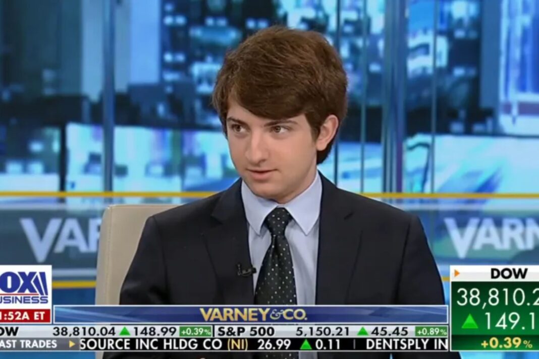 NYU Freshman Commits to $10K Weekend Trips to Florida for 6-Month Internship