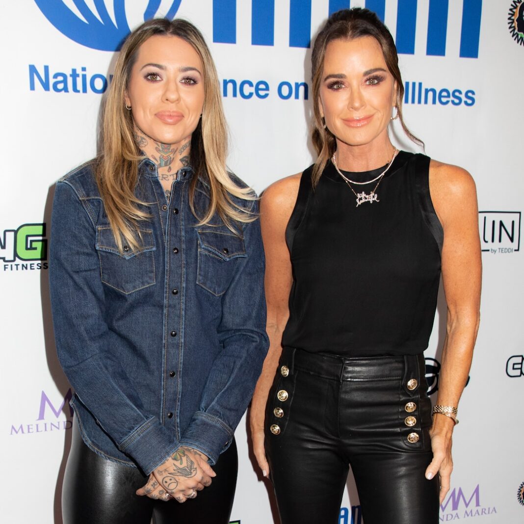 Kyle Richards passionately defends kissing the “hot” Morgan Wade amidst swirling dating rumors