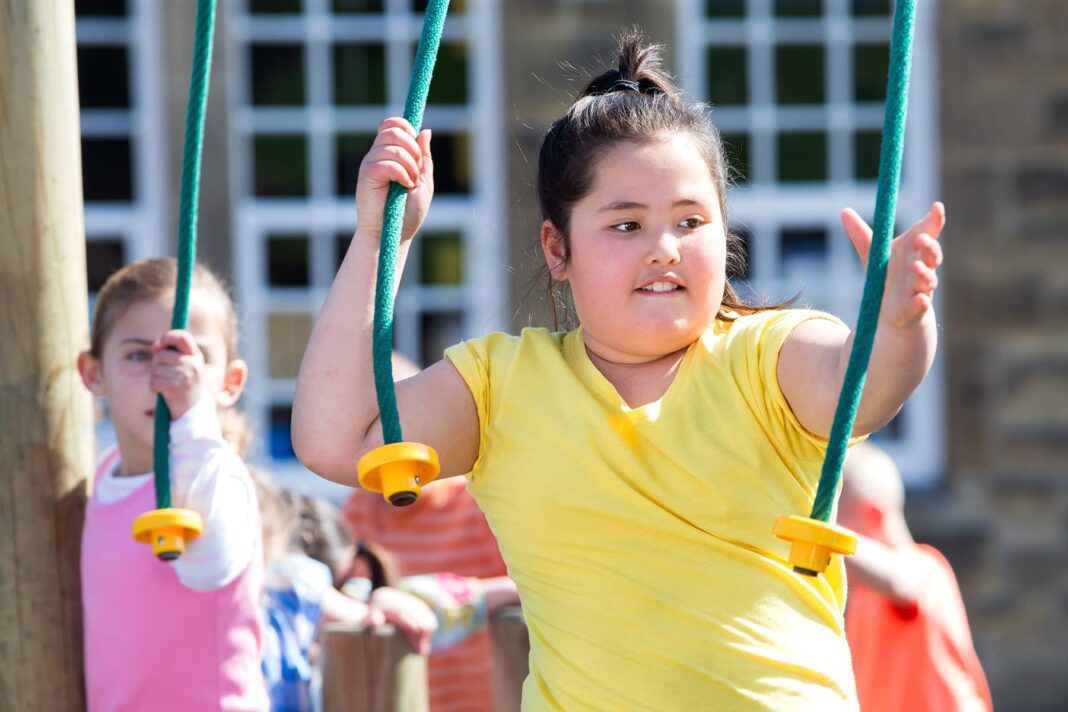 Top tips from Dr. David Ludwig on how to help your child lose weight