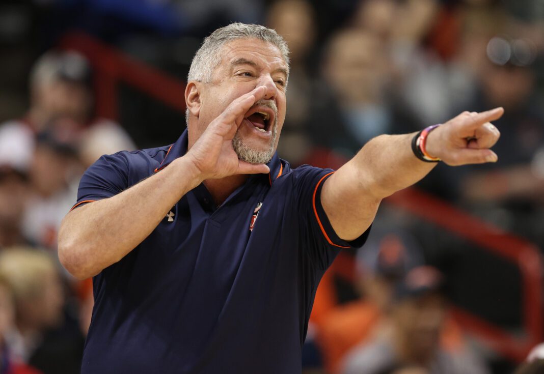 Kentucky News: 4 Big Names Emerge As John Calipari Replacements Following Arkansas Move