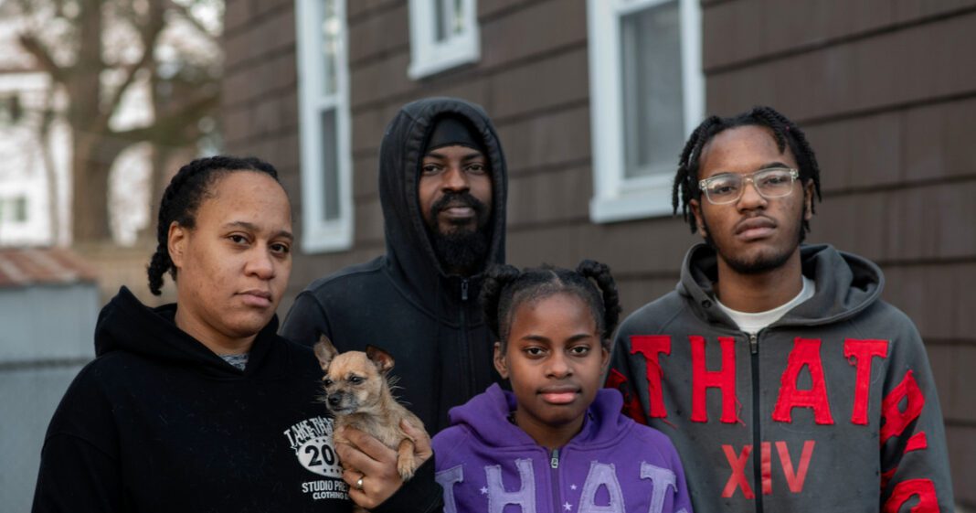 How Hotels, Once a Last Resort, Became New York’s Default Answer to Homelessness