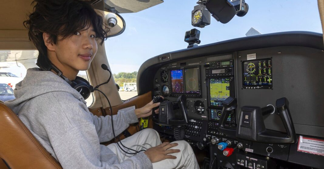 US Teen Influencer Stuck In Chilean Antarctic After Landing Without Permission