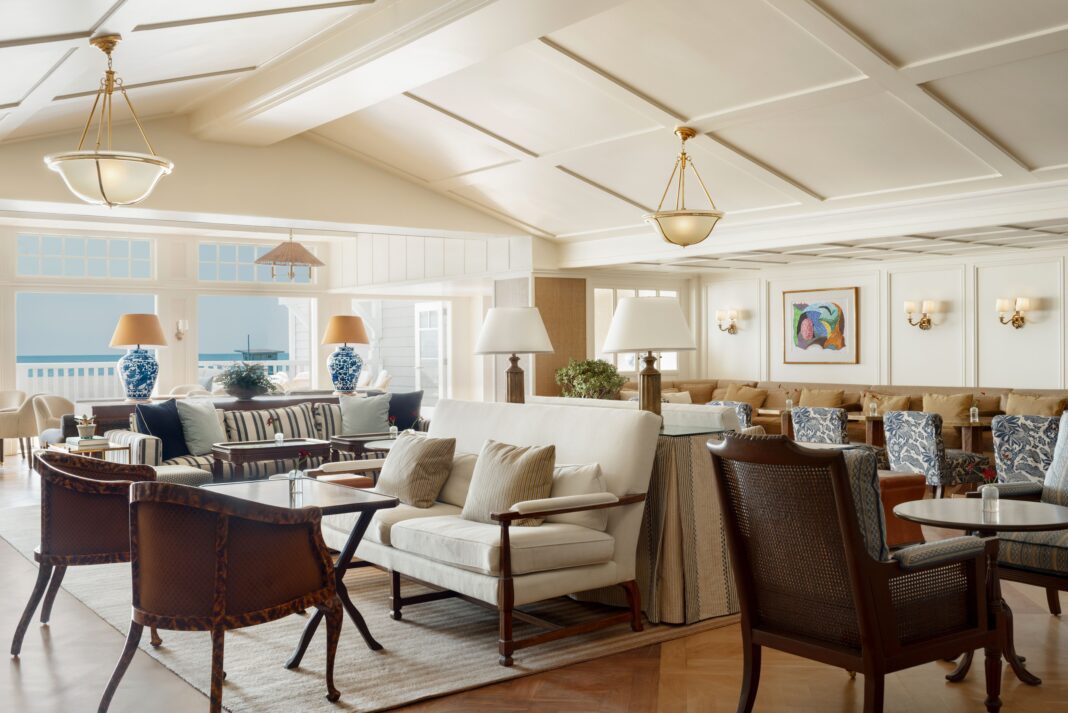 How to Nail the Nancy Meyers Aesthetic in Your Own Dining Room