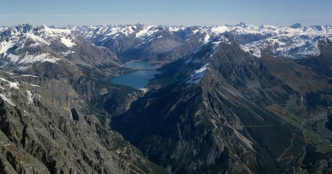 Photographer Makes Stunning Prehistoric Discovery Near Italian Winter Olympic Venue