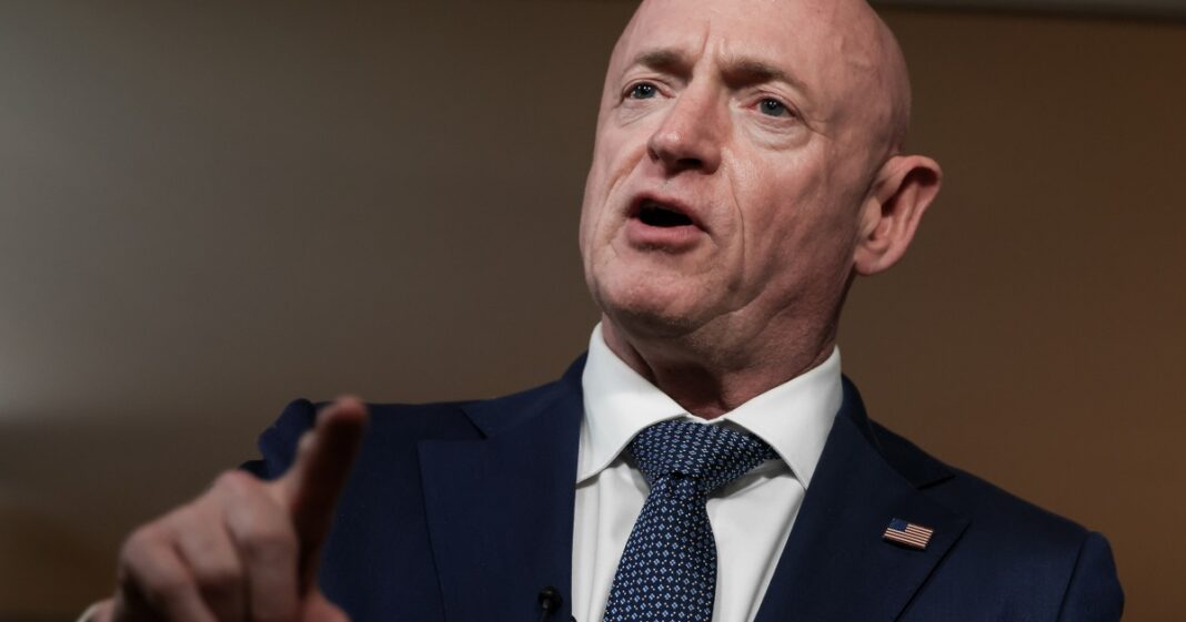 sen-mark-kellys-lawyer-urges-doj-officials-not-to-seek-indictment-for-a-second-time-over-video.jpg Sen. Mark Kelly’s lawyer urges DOJ officials not to seek indictment for a second time over video