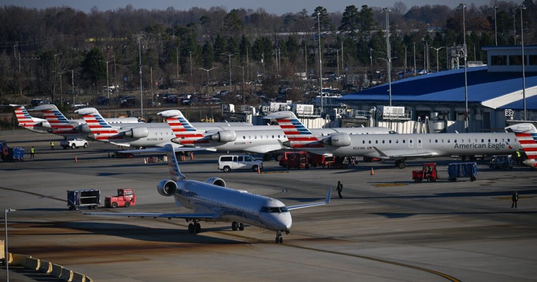 Pilot forced to “slam on the brakes” to avoid truck at Charlotte airport