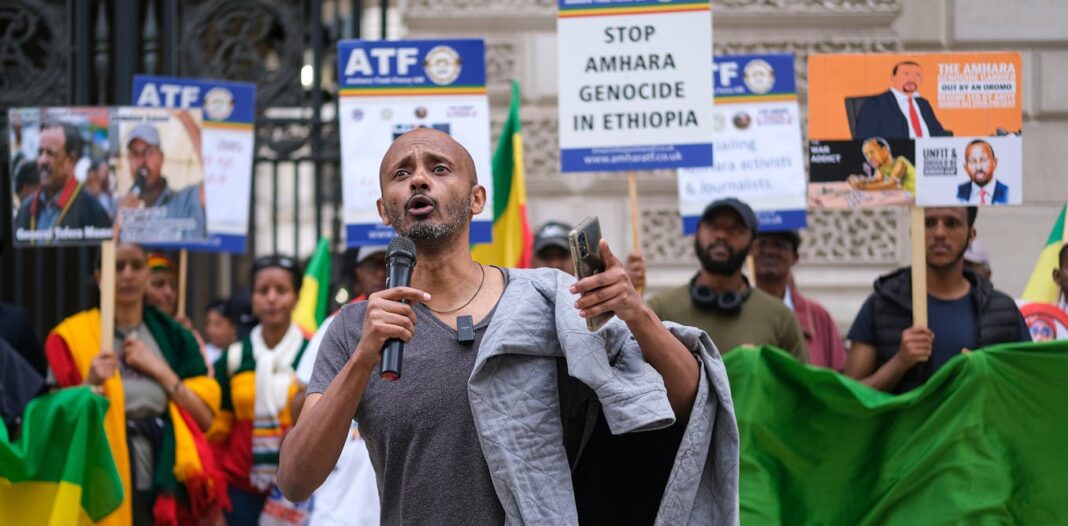 Global media networks simplify Ethiopia’s conflicts: insights from 5 years of data